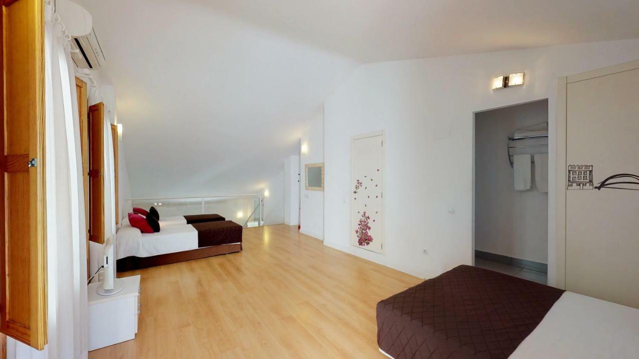 Edificio Palomar - Palomargroup Apartment บาเลนเซีย ภายนอก รูปภาพ